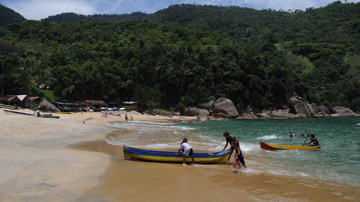 praias brasileiras para aventureiros
