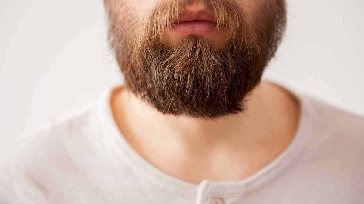 Em que idade a barba engrossa