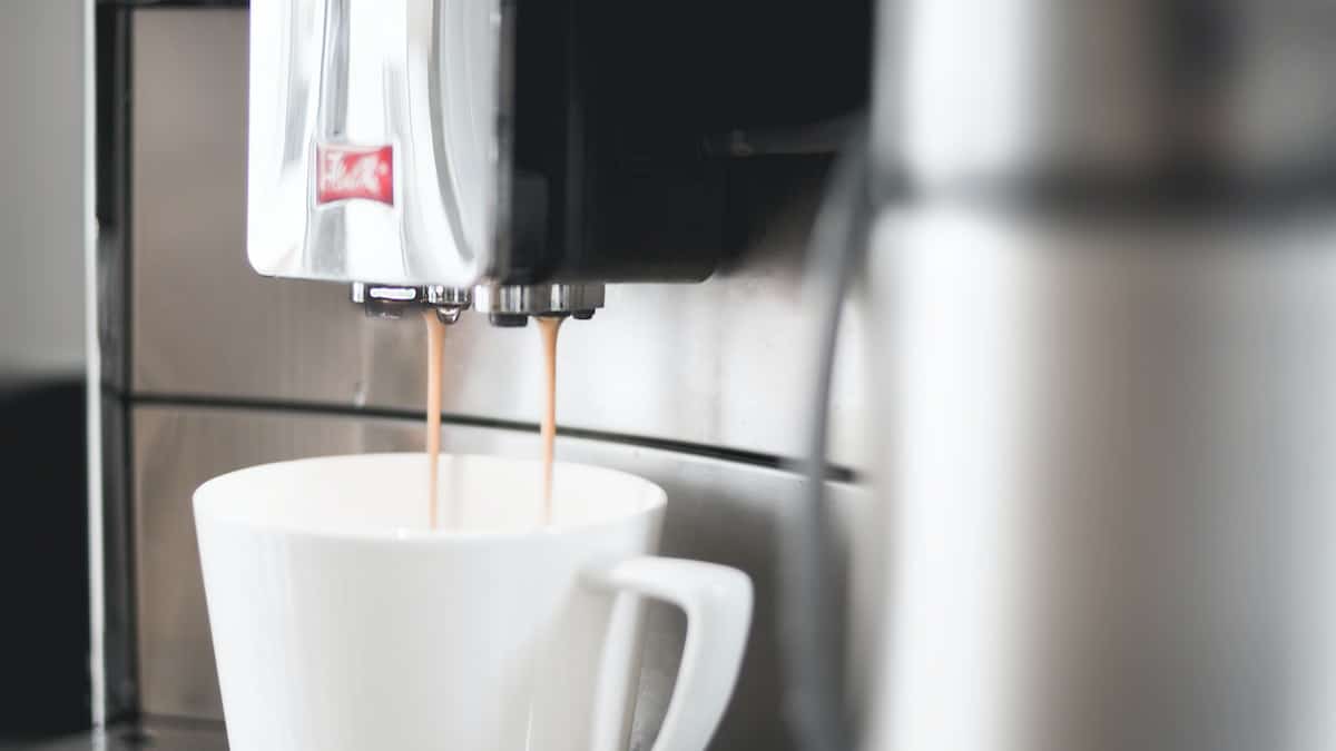 Como fazer café na máquina Dolce Gusto